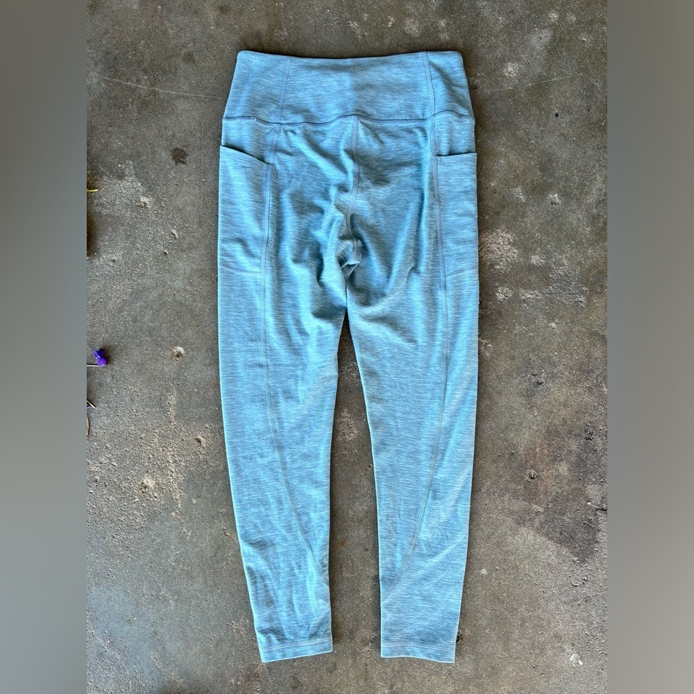 Victoria Secret light blue speckle legging with pockets